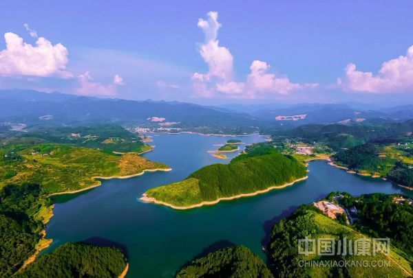 说明: https://boot-img.xuexi.cn/image/1006/process/3b8b4bfff24d447fafbe80cfce520bfa.jpg